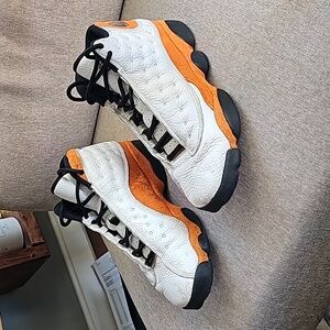 Air Jorden retro 13 starfish orange white Youth size 6.5